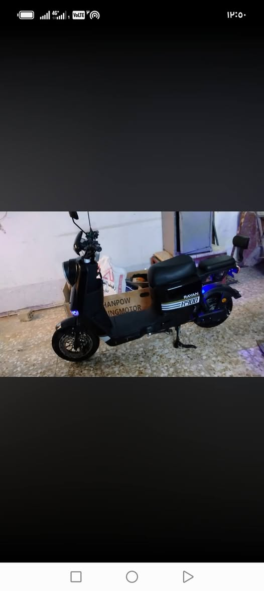 دراجة شحن للبيع الاسم R900 الموصفات
1اللون أسود
2 شركة ريان
3 السرعة ٩٠ حقيقي
4 ملف 1200 واط
5 سويج وبصمة تشغيل عن بعد
6 مديل 2025
الغراض الي وية الدراجة
سلة مال دراجة و بايدرات وجاد و مرايات وشاحنة وكهربايات كاملة وشغالة بس مابيهة بطاريات 
🔴 تنويه مهم بدون بطاريات
🔴 السعر ٣٥٠ وبيهة مجال
🔴 اللسفسار الاتصال على الرقم ***********
