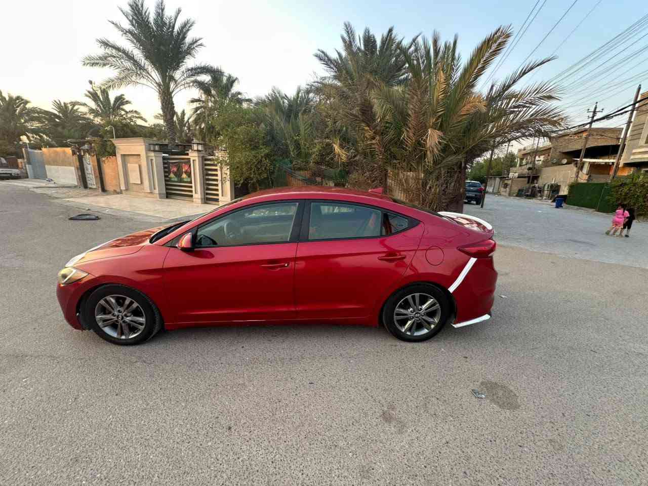 السلام عليكم 
النتره للبيع رقم اربيل 
ماشيه 140
ضررها فقط بنيد مبدل 
السياره ليبل واحد
نضيفه بمعنى الكلمه 
تبريد ثلج منضومه جديده 
مكاني بغداد الجديدة 
السعر 110وبيها مجال 
للتواصل على الرقم***********
