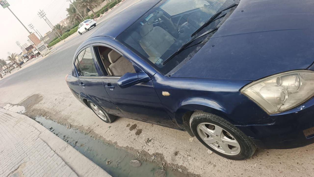 شيري A5 موديل 13
مكينة وكير بلاديات 
كير اوتماتيك 
مكفولة من الضربة 
السيارة ملكوطة خياساتهة مسبوغة عام للجمالة فقط 
تبريد شغال ثلج قطعتين
رقم انكليزي جديد تحويل مباشر 
السيارة بيهة نواقص بسيطة 
ب 27 وبيهة مجال 
مكانهة النجف الاشرف 
***********

