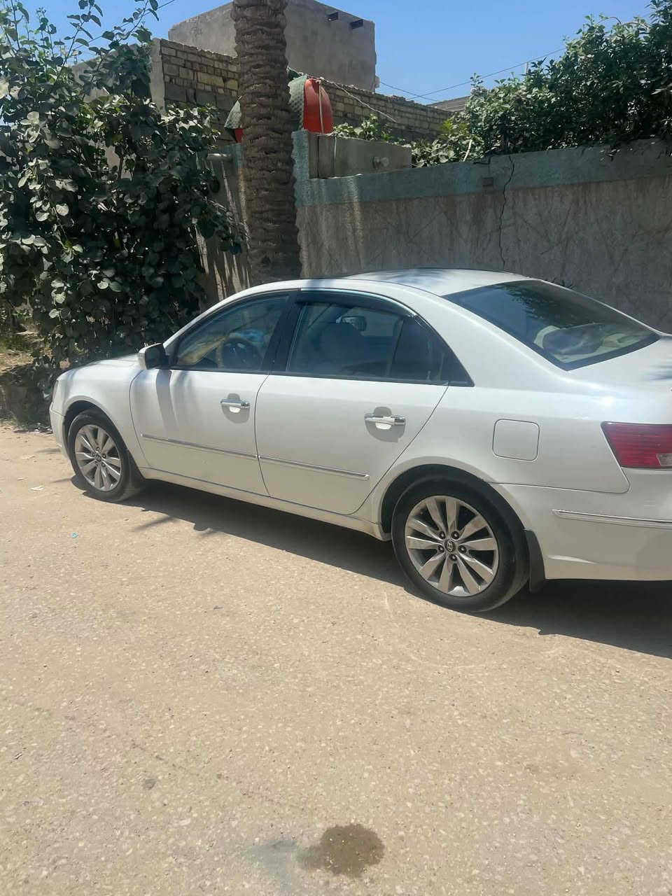 سلام عليكم سونات موديل 10سياره حلوه وجاهز مال جناي تخم تاير حداديه كير مكينه جاهزه عل اخير حبابه سياره كل عوتر مابيه لا صبغ فقط ذني ملاحضات وسونار يمك فقط 

مكان ديوانيه 
***********
