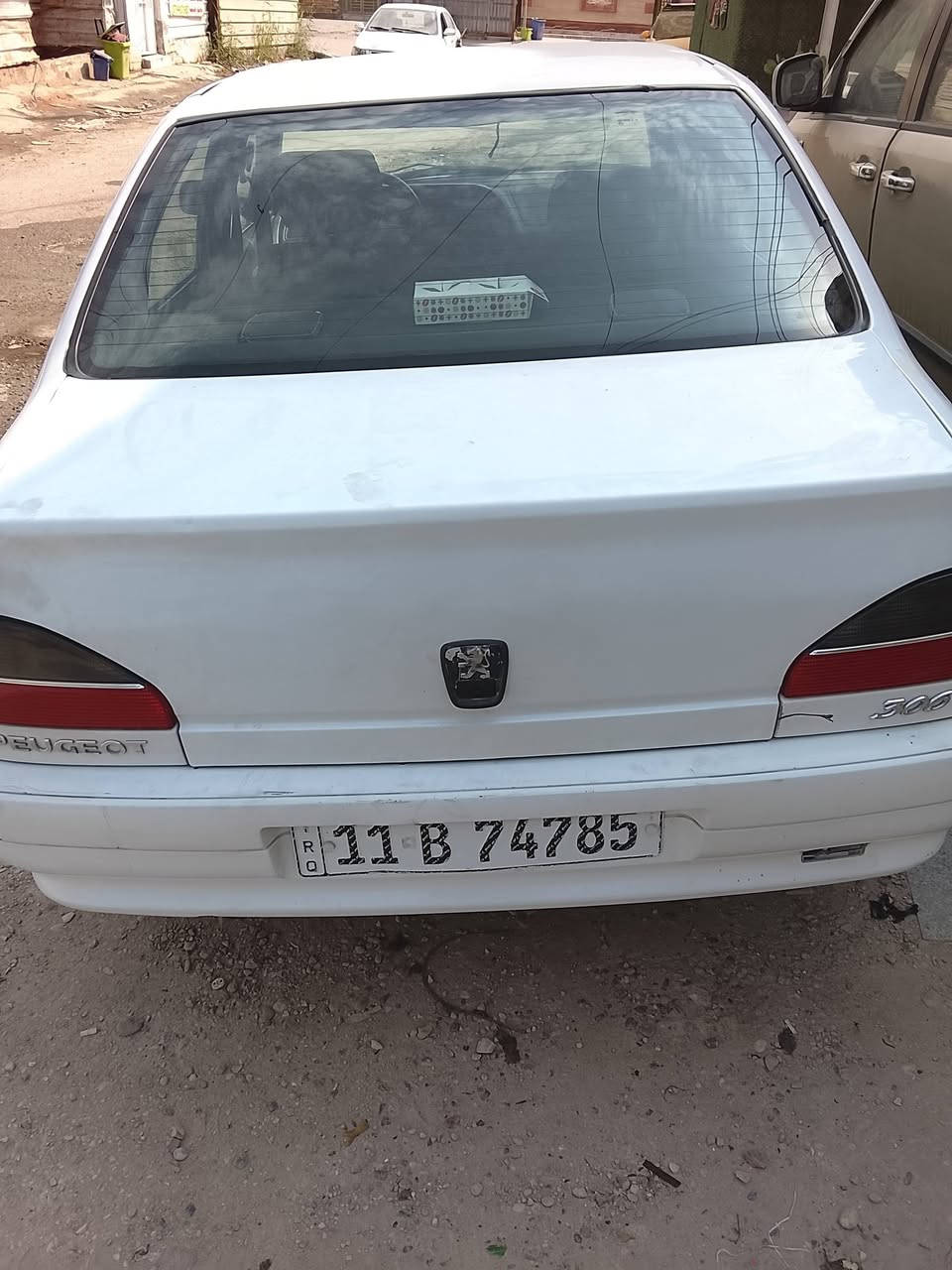 بيجو 306 • ٢٠٠١ • رقم بغداد