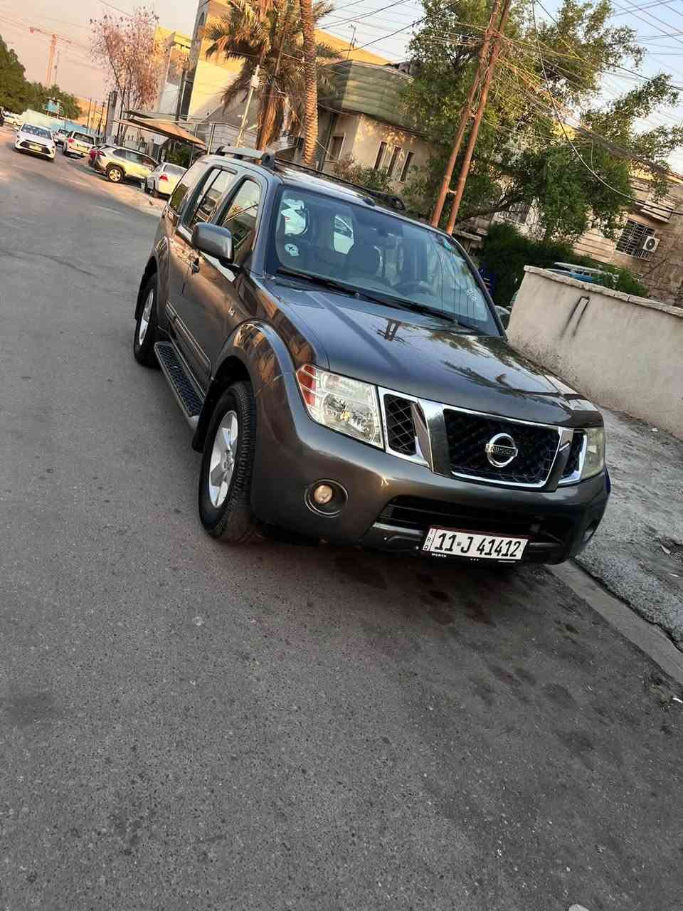السلام عليكم نيسان
بافندر موديل 2008
فول مواصفات 
عده البصمه 
دشبول ارماده 
بيها صبغ اربع قطع
ابيع حزام بدون دواخل 
رقم بغداد انكليزي 
بسمي سنويه وهزه جديد 
تحويل ثاني يوم سنويه جديده رقم جديد هزه جديده 
مكينه وكير وحداديه وتخم تاير 
مكينه  4000 مكفولات تبريدثلج  
 جاهزه من كلشي كل نقص مابيها السعر 85وبيه مجال  
***********
***********
مكان السيارة بغداد حي الجامعة
