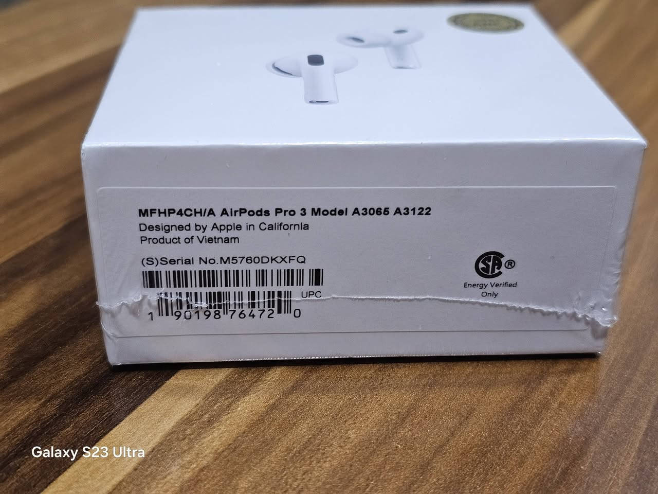 السلام عليكم ايربود اصلي كما موضح امامكم اعلى سعر ابيع ..***********

نص مكتوب في الصور:
- Galaxy S23 Ultra