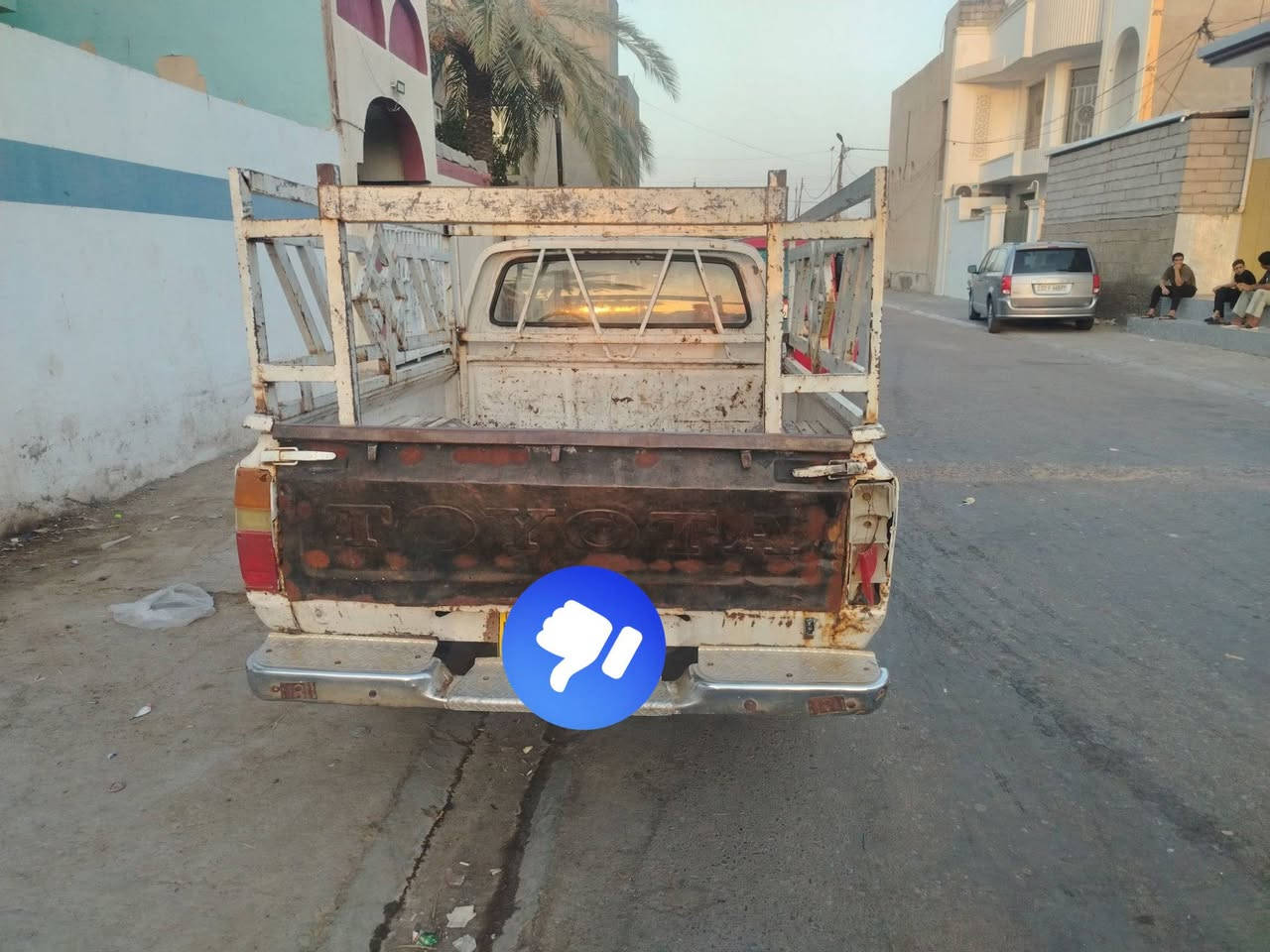 سلام عليكم سياره بيكام   مديل 82،رقم وسنويه ديالئ عربي بسمي تحويل مباشر مكينه وكير وكسان وشاصي مكفولت تخام تاير جديد سعر 25وبيها مجال مكان ديالئ خان بن سعد ***********مكلف بلنشر لحد يراسلني مواني راعيه
