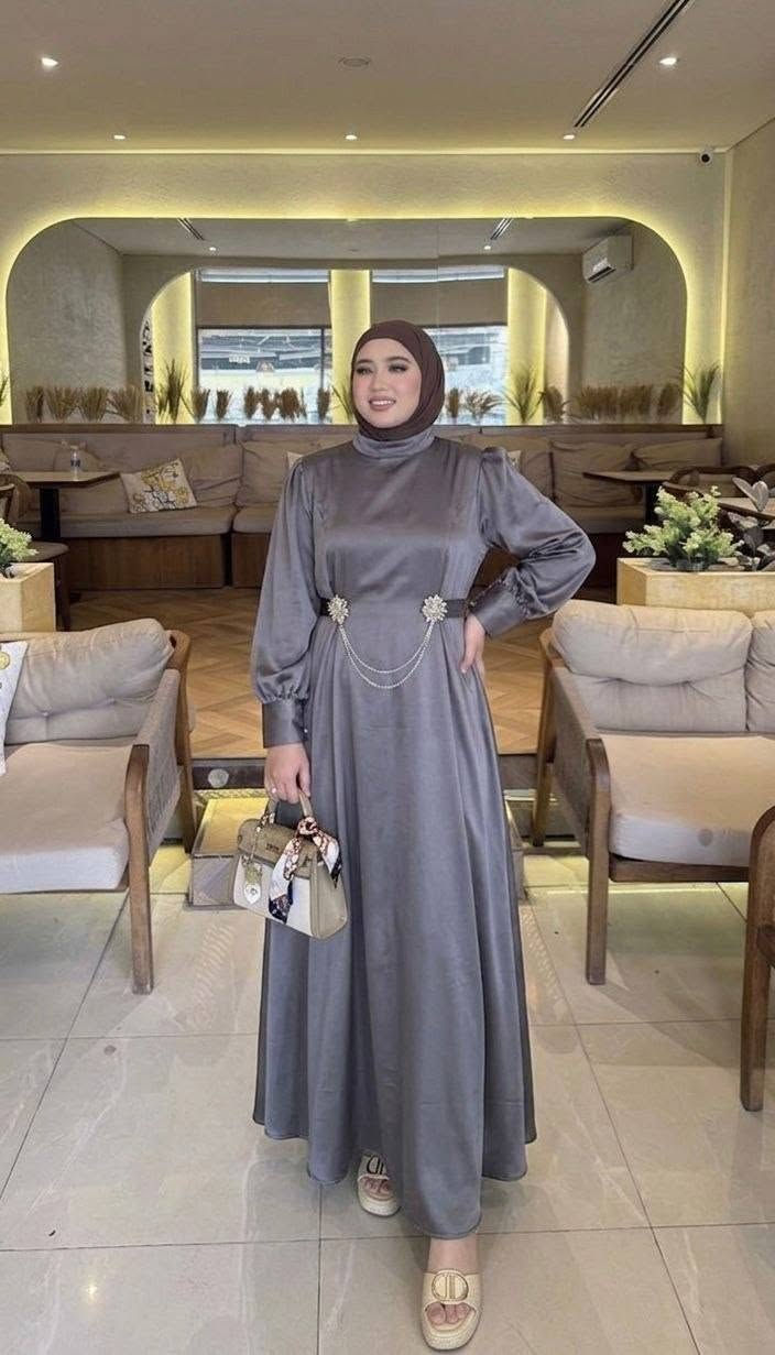 لاحجز واتساب ***********
فستان كلوش🖤
خامة ستن زارة تركي
40-42-44-46-48-50
توصيل جميع محافظات العراق 🚙

