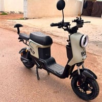 دراجة كهربائية • للبيع