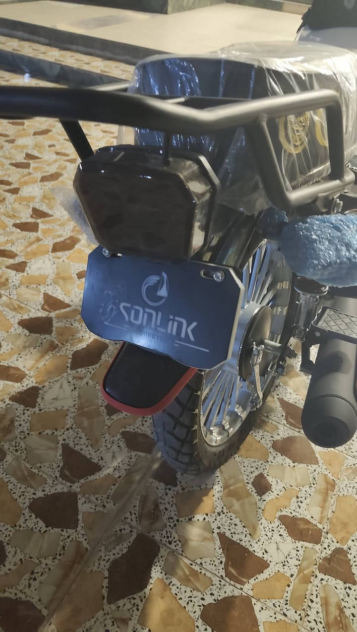 السلام عليكم
سونك موديل 2026 بعده زيرو ماشي فقط 50 كيلو 
مكفول كفاله عامه 
للبيع او مراوس اذا اكو هيوشه نضيفه 
سعره مليون و50 قفل 
مكاني خالدية 
***********
