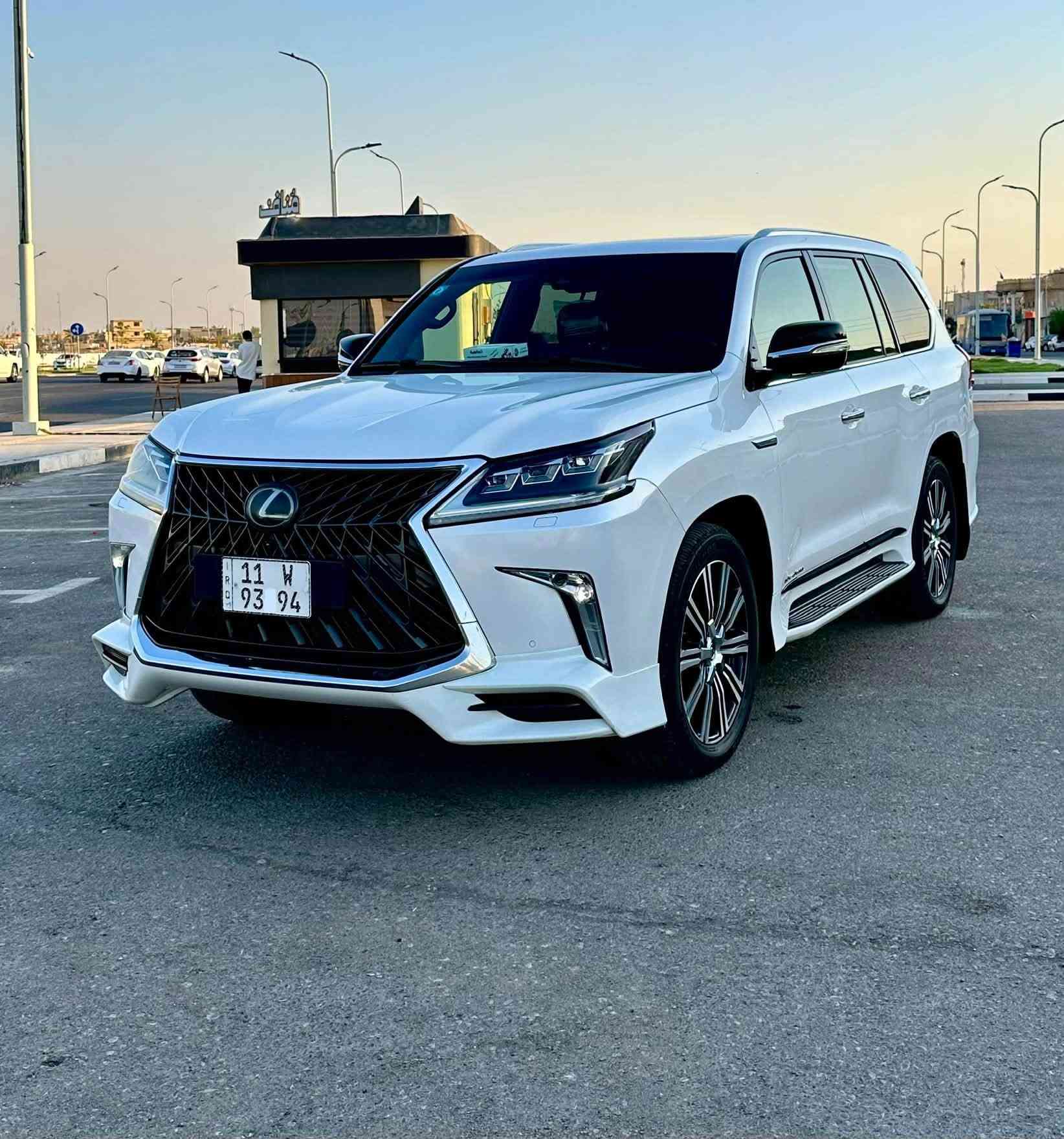 🔥 لكزس LX 570 Super Sport موديل 2020 — وارد خليجي

🚘 للبيع لكزس LX 570 Super Sport بحالة ممتازة جداً، سيارة متكاملة ومواصفات عالية، وارد خليجي + بريم + كفالة عامة ✅

✨ المواصفات والأوبشنات:

📡 رادارات وحساسات أمامية وخلفية وجانبية 360°
📷 كاميرات 360°
🖥️ شاشات أمامي وخلفي — عدد 3
🌞 فتحة سقف
❤️ كشنات أحمر قرميدي ملكي
⚡ جميع الكشنات كهربائية
❄️🔥 كشنات تدفئة وتبريد
🧊 ثلاجة
🛞 طخم تايرات جديد
🔩 حدادة 100%
🏗️ جكات هايدروليك
🏔️ جميع أوبشنات الطرق الجبلية والصحراوية
📦 صندوق شفط
🎮 تشغيل عن بُعد
💡 إشارات ترحيب
4️⃣❌4️⃣ نظام دفع رباعي
⚙️ أنظمة القيادة: اقتصادي / عادي / سبورت / سوبر سبورت

💯 السيارة مواصفاتها فول وكلش حلوة
📍 الرقم: بغداد — تحويل مباشر
📍 مكان السيارة البصرة
💰 السعر: 775$

📞 للاستفسار:
***********
