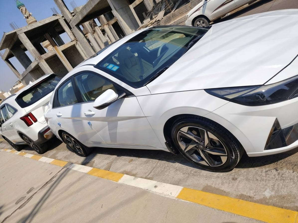 ⭕️النترا2022 خليجي باسمي رقم بغداد محرك 2000 فول مواصفات مكفولة من صبغ والمعجون والضربه فقط بارده صغيره متنذكر اربع اصابع بجاملغ الخلفي وكم رصعه بلقماره ناعمات والسيارة جديدة ماشية 70
بصمه تشغيل
بصمة ابواب
تشغيل عن بعد
فتحه
مكينه 2000 دوش
كير AT المرغوب
حساس امامي وحساس خلفي
ليد امامي وليد خلفي متصل وليد ضباب
شاشه اصليه كار بلي
اشارة ترحيب عند الاقتراب
صندوق ذكي عند الاقتراب
ترحيب ابواب لد عند الاقتراب
كامره دواره
تحكم ستيرن جهتين
ويل كب
اشاير بالمري مري شفط
وضعيات قياده مود درايف
تبريد قطعتين وشحن لاسلكي وبعد مواصفات
السعر 155
ألأتصال ***********
