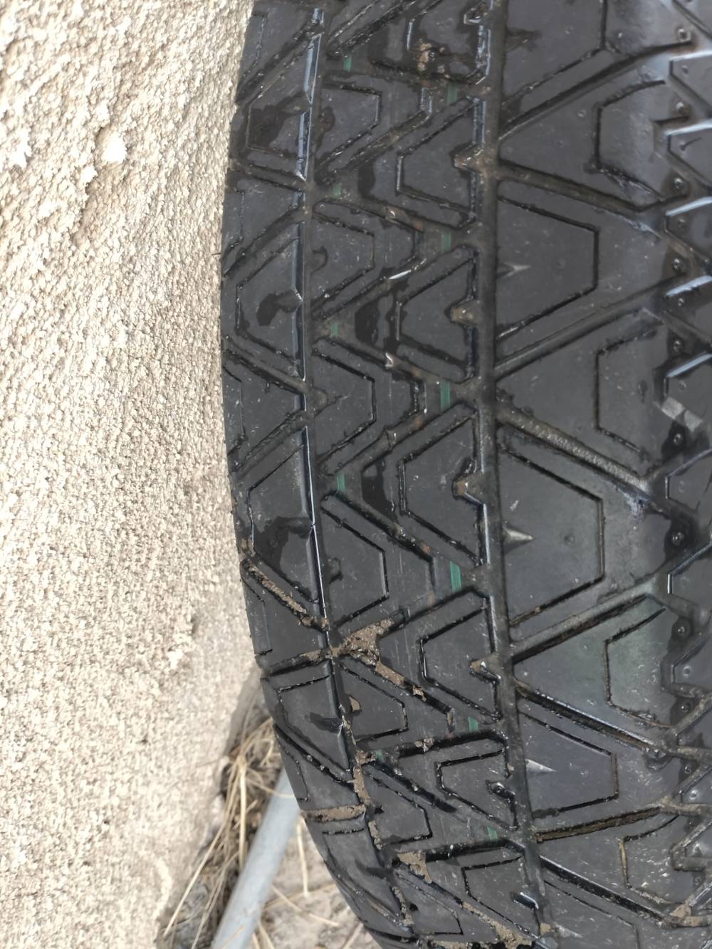 كونتيننتال • T175/80R19 • ويل حديد ٨ براغي