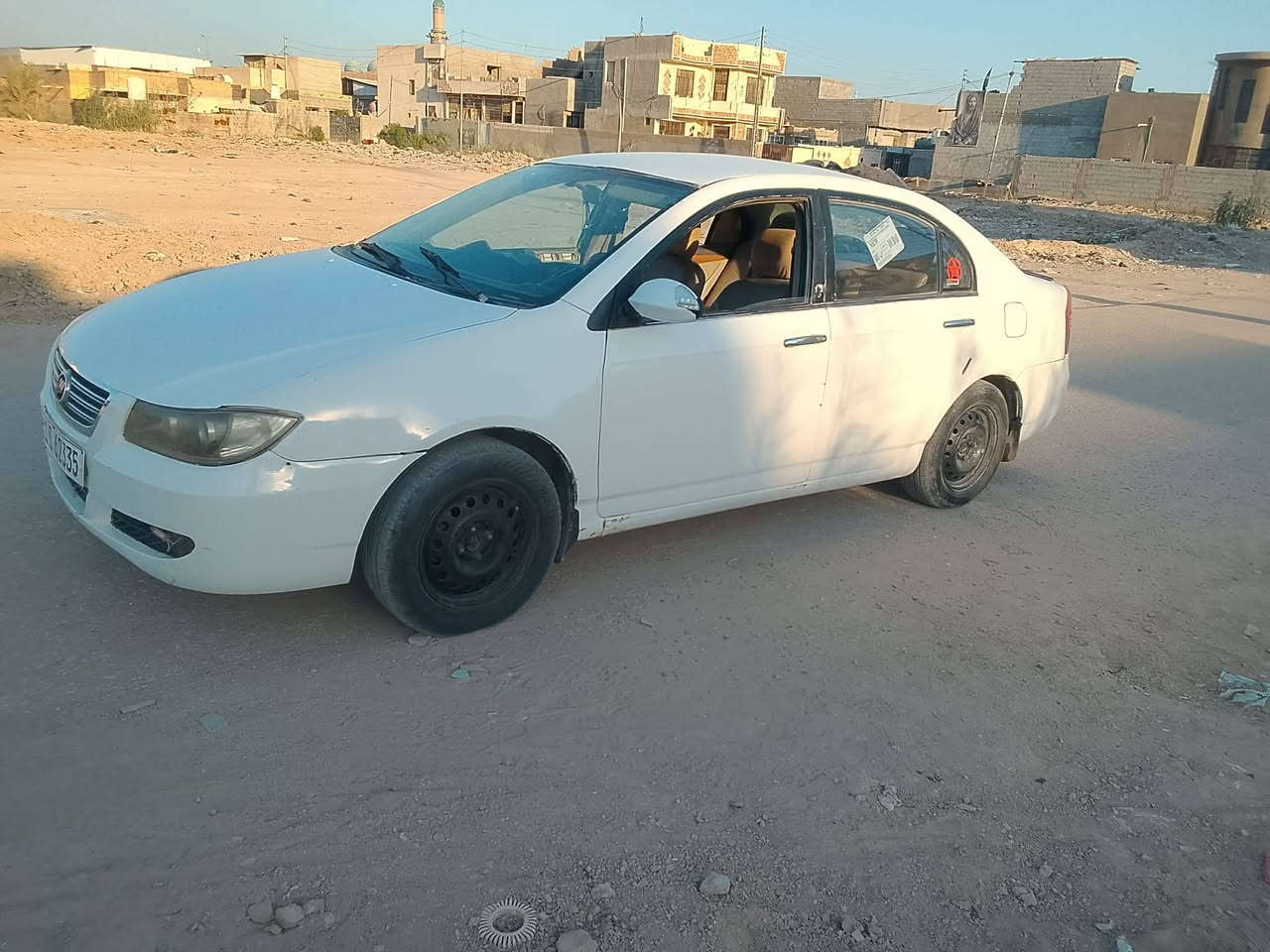 ليفان 620 
كير محرك خير من الله 
كير عادي 
سعر ٣٠ وبيه مجال رقم بغداد نكليزي 
***********
