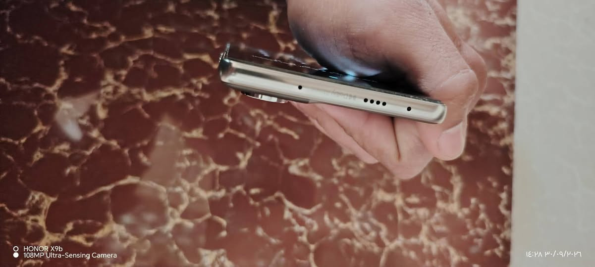 السلام عليكم
مبايل TECNO CAMON 40عادي مو ابرو
نظيف 
السعر 325 وال استفسار على رقم 
***********

نص مكتوب في الصور:
- HONOR X9b 108MP Ultra-Sensing Camera ١٤:٣٨ ٣٠/٠٩/٢٠٢٦
- HONOR X9b
- 108MP Ultra-Sensing Camera
- ١٤:٢٧ ٣٠/٠٩/٢٠٢٦
- ١٤:٢٨ ٣٠/٠٩/٢٠٢٦
