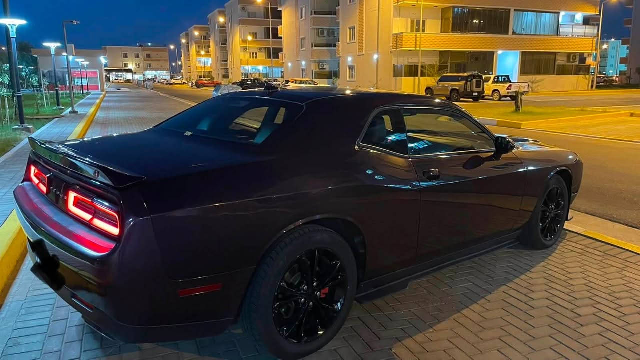 جالنجر لون بنفسجي
SXT 2020
رقم اربيل ماشية 120 كيلو 

وارد امريكي ضررها جاملغ ايمن و بنيد مبدلات و مصبوغات مع الدعامية الامامية و الخلفية، بيها بارد بسيط جاملغ اليمين الخلفي، الدواخل (الايرباك) كله سليم و صور الحادث موجودة،
 
مواصفاتها: مقاعد جلد تبريد و تدفئة و مقعد السائق كهربائي، شاشة كبيرة
مكان السيارة - البصرة
***********
***********
السعر : 188 $

