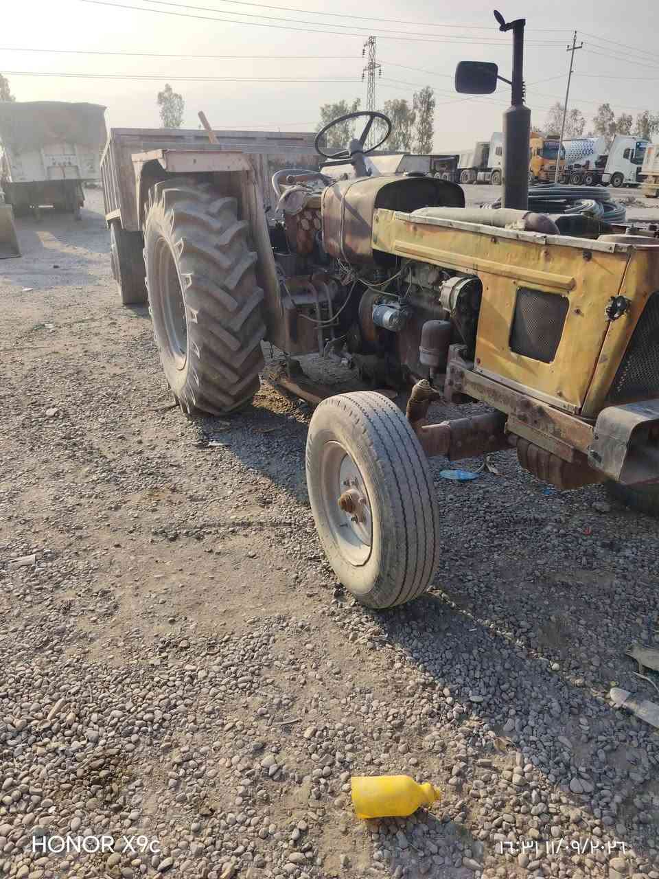 عنتر ٧١موديل٨٥ كير وهودرليك تايرات ٤جدد محرك بدايت بخار السعر٣٥٠٠وبيها مجال  ***********
