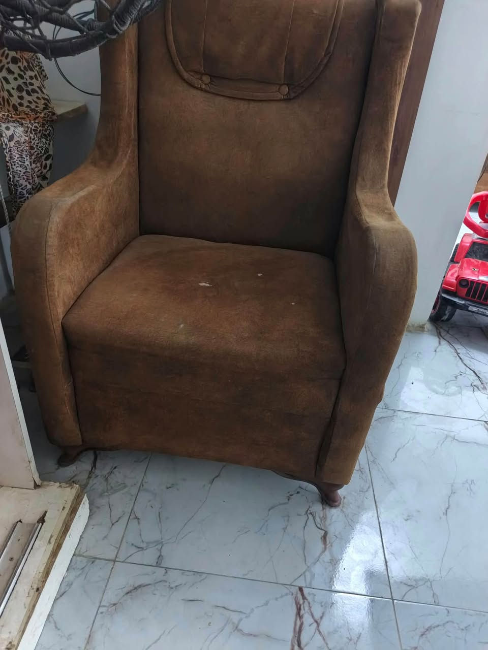 قنفه سوده • ٥ مقاعد • ٤ مقاعد