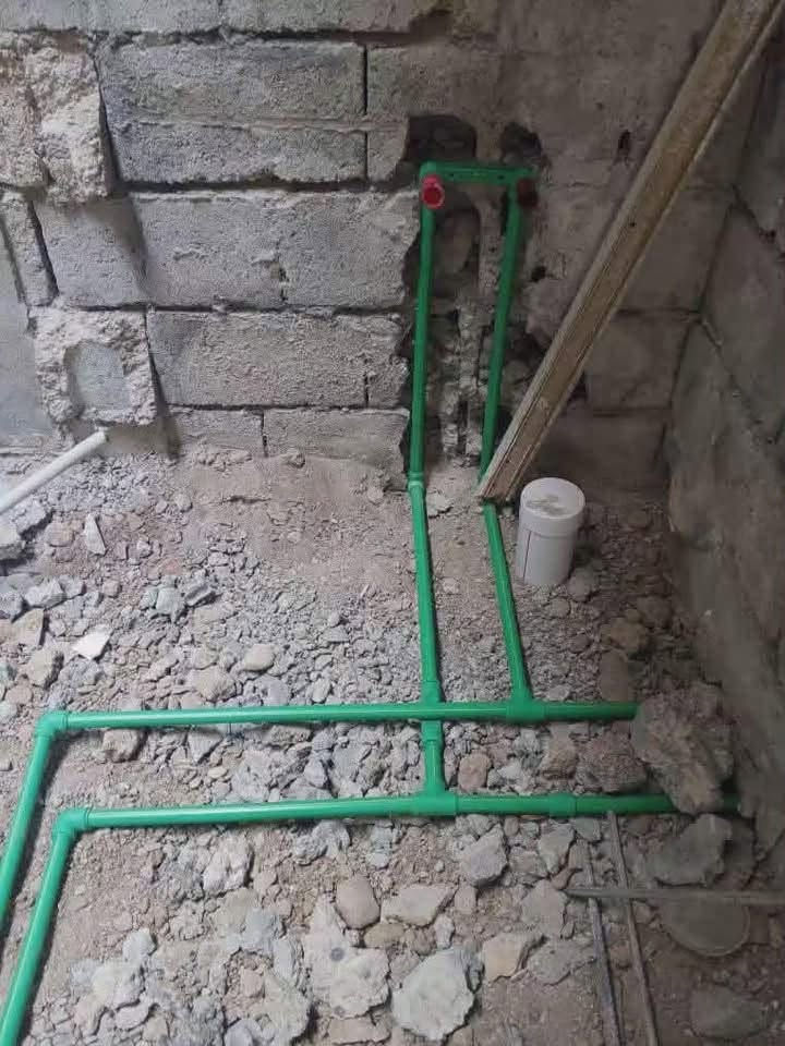 على بركه الله تم إنجاز العمل امس
منطقه حي الاسره بيت طابقين صفر تاسيس 

حديث بيت الأخ هجران كاكي الحمدلله على كل حال 

*********** اسطه سعودي تاسيس صحيات
