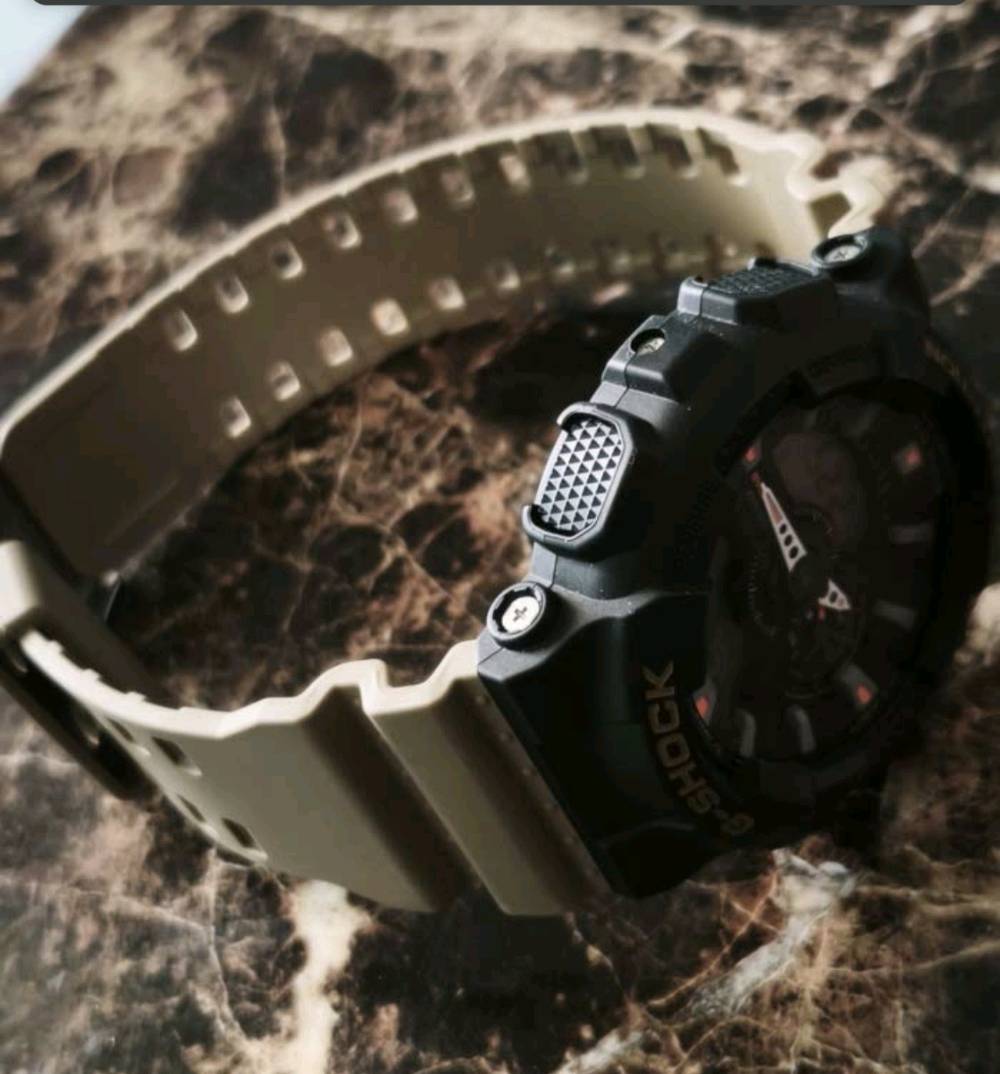 ساعة CASIO G-SHOCK أصلية

للبيع ساعة كاسيو G-SHOCK بتصميم رياضي قوي ومتين، مناسبة للاستخدام اليومي والعملي.

✅ CASIO – G-SHOCK
✅ مقاومة للصدمات SHOCK RESIST
✅ مقاومة للماء حتى 20 BAR / 200 متر
✅ مقاومة للمغناطيس MAGNETIC RESISTANT
✅ هيكل متين ومصمم لتحمل الاستخدام القاسي
✅ صناعة CASIO المعروفة بالجودة والاعتمادية

📸 الساعة كما موضحة بالصور، والصورة المرفقة توضح الكتابات والمواصفات الموجودة على الغطاء الخلفي.

💰 السعر: 175 الف
📍 الموقع: بغداد
📞 للتواصل: ***********