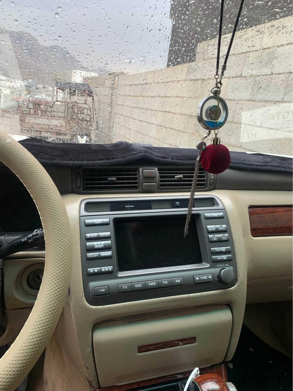 مليكة ٢٠٠٢ • بني • دركسون كهربائي