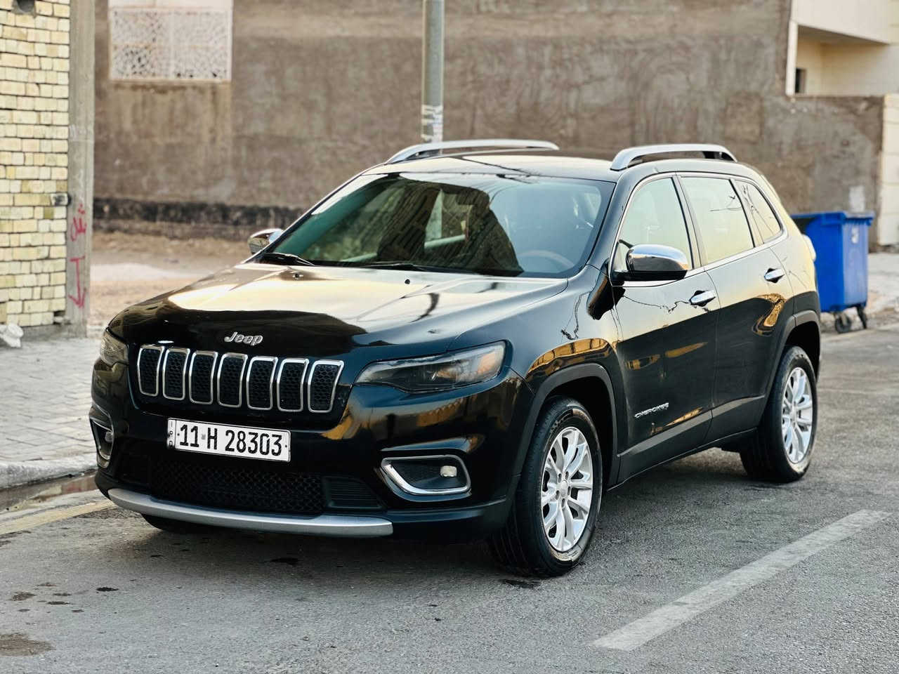 سلام عليكم جيب بزون للبيع موديل 2019 السعر 118 وبي مجال بسيط صور حادثه مرفوقه بلمنشور صبغ البنيد والباقي كفاله شرط سونار مكينه 2400 كشنات تدفئه تحكم ستيران جهتين سايد بريك بصمه شاشه كبيره كامره خلفيه دواره حسارات وباقي موصفات معروفه رقم دولي تحويل مباشر العنوان كربلاء بيع فقط للستفسار ***********

