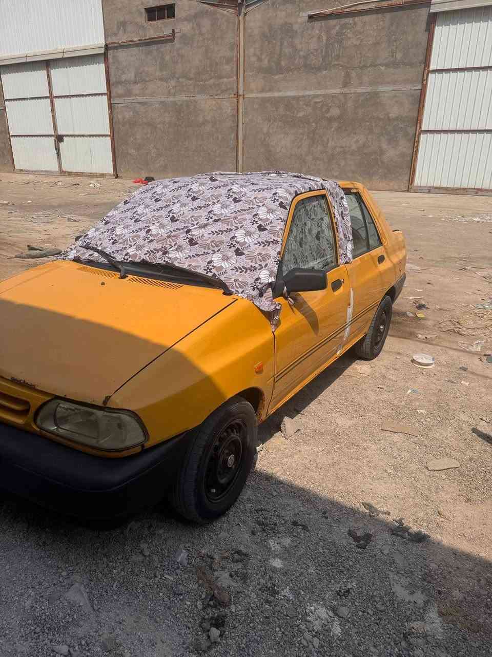 سايبه موديل 15سنويه منتهيه كير مكينه خير من الله سعر 25 وبيها مجال مكان السيارة الزبير ***********
