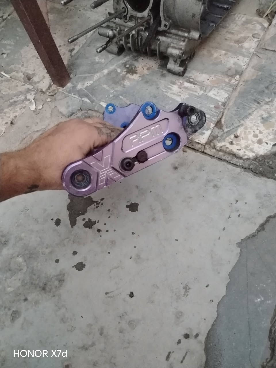 غراض للبيع مكاني ديوانية السعر خاص ***********
