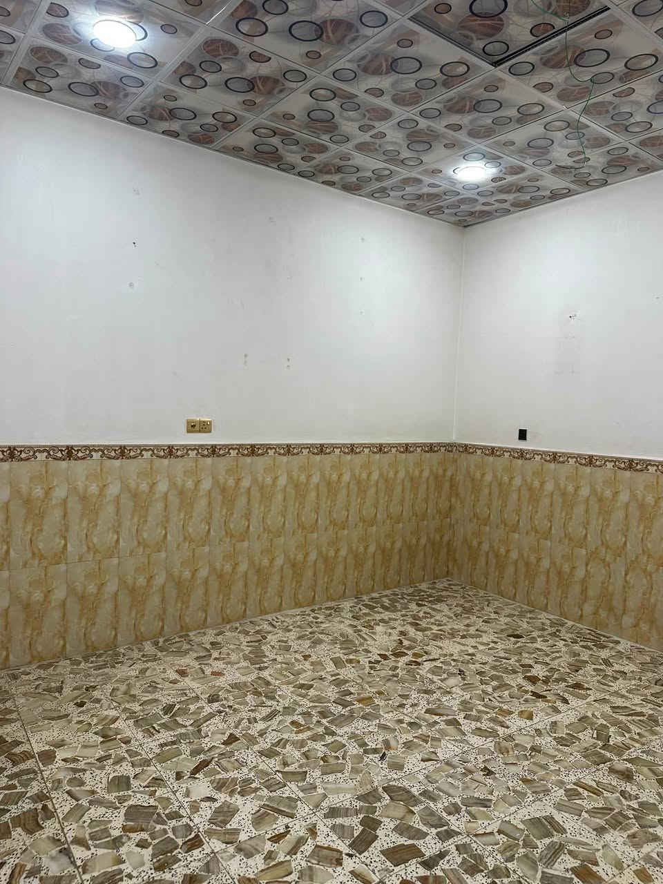 نجف حي ميسان • ٥٠م • غرفتين
