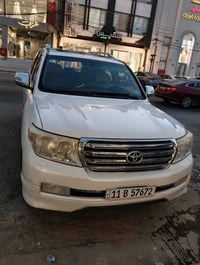 لاندكروز • ٢٠١١ • ٦ سلندر