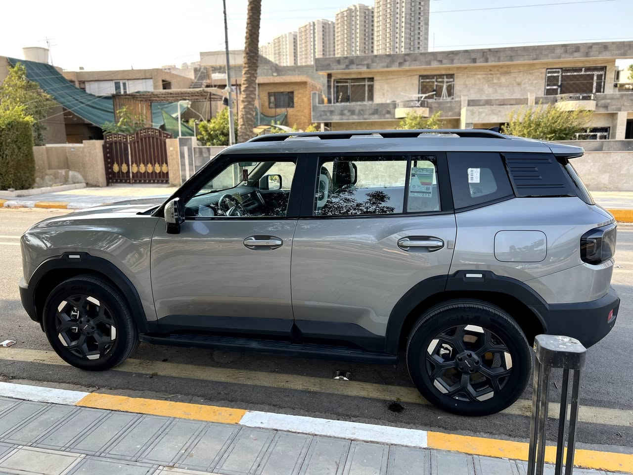 🚙 جيتور T1 Comfort موديل 2026 🔥ماشية 3000 km
⚙️ المواصفات:
✅ محرك 2.0 لتر تيربو (4 سلندر)
✅ قوة 254 حصان
✅ ناقل حركة أوتوماتيك 8 سرعات (8AT)
✅ عزم دوران 390 نيوتن.متر
✅ سعة خزان الوقود 70 لتر
✅ تسارع 0 - 100 كم/س خلال 8.6 ثانية
✅ سرعة قصوى 180 كم/س
✅ 5 مقاعد رحبة ومريحة
✅ شاشة وسطية 12.8 إنش
✅ شاشة عدادات رقمية
✅ دعم Apple CarPlay وAndroid Auto
✅ شاحن لاسلكي للهواتف
✅ كاميرات محيطية 360°
✅ حساسات خلفية
✅ مقاعد جلد مع تحكم كهربائي للمقاعد الأمامية
✅ تشغيل بالبصمة ودخول ذكي
✅ مثبت سرعة
✅ أنظمة أمان متعددة
🛡️ ضمان المحرك: 10 سنوات من الوكيل.
📍 شركة هارلم
📞 للاستفسار:
***********
