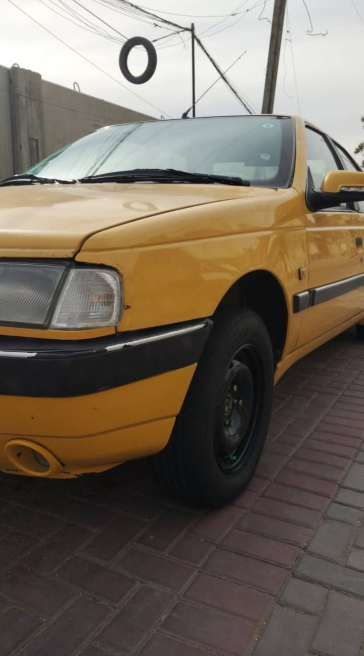 سلام عليكم بيجو 405 GLx  مديل 2012 نظيفه حلوه سنويه جديده رقم جديد انكليزي بيهه نواقص بصيطه 43 وبيهه مجال حك الجيه مدينة الصدر تقاطع ام الكبر ***********
