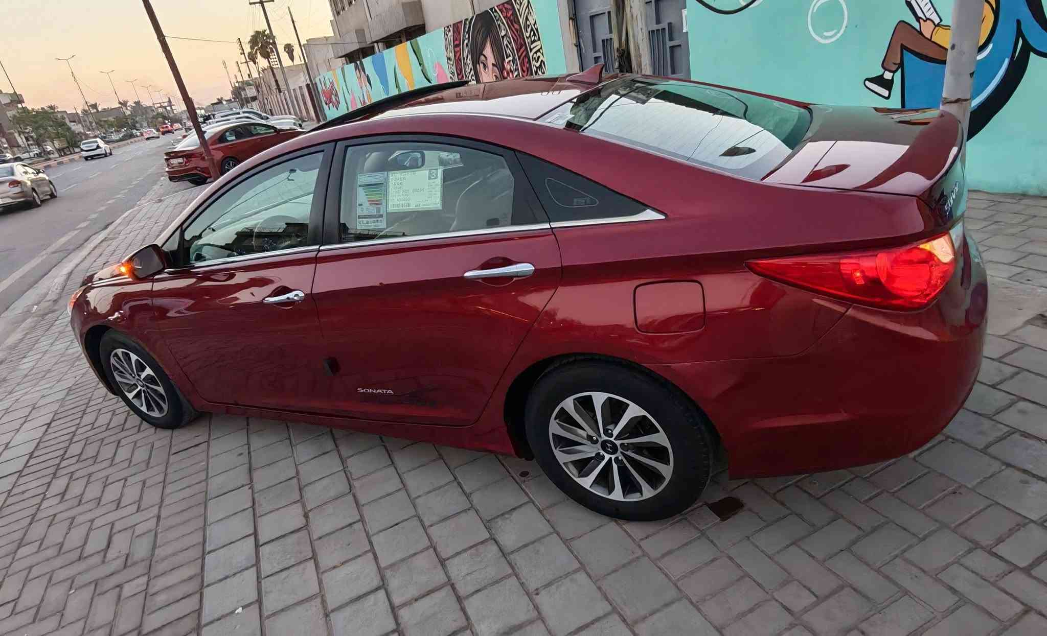 سلام عليكم سوناتا دخول جديد فول سيارة بصمة فتحة
جاهزة مكينة كير حدادية 
داخل بيجي 
ويل كروم حصيرة
لايت زنون
كشن حار بارد
للاستفسار خاص
أو ***********
