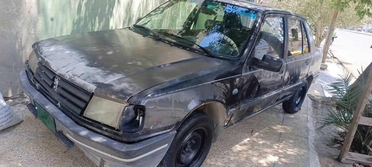 تفاصيل داخل الصوره
