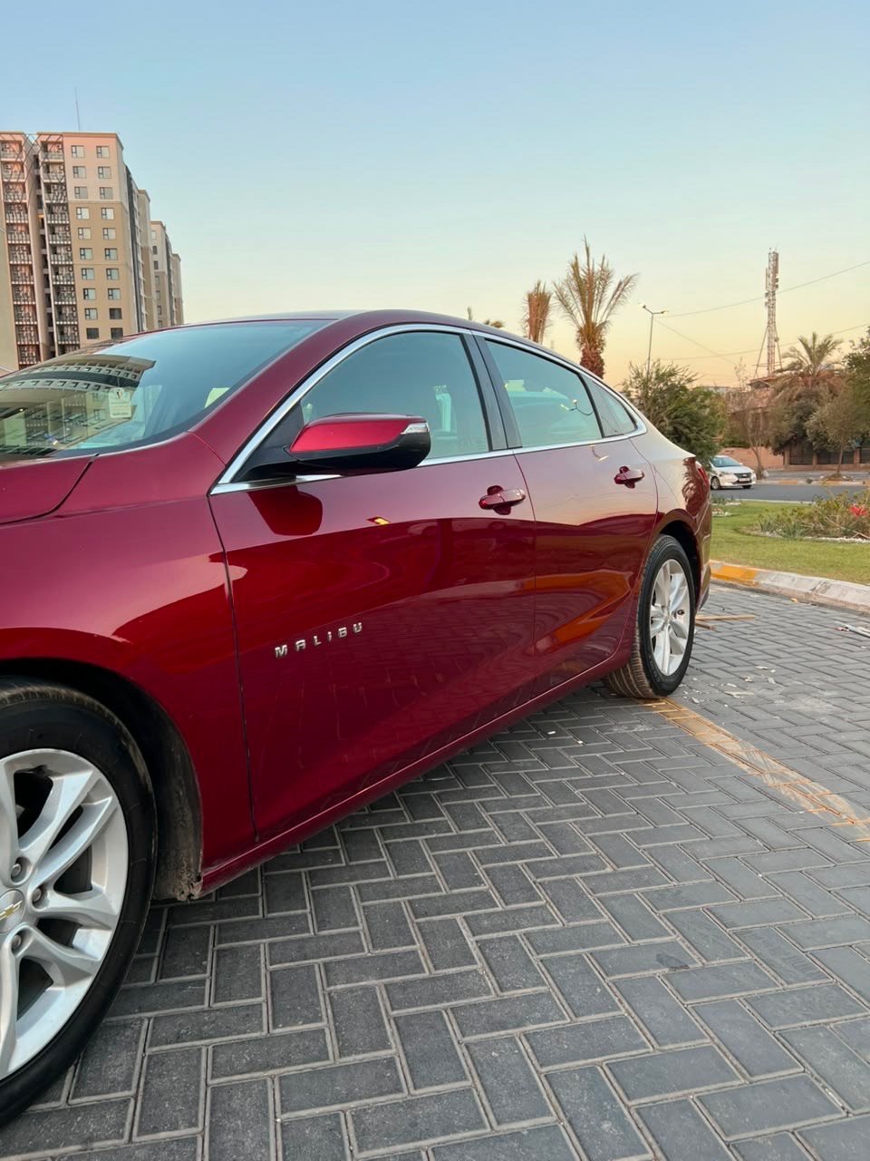 🚘 للبيع شفروليه ماليبو 2018 LT أمريكي 🇺🇸

🔴 اللون: عنابي مميز
🪑 داخلية جلد
⚙️ محرك 1.5 Turbo
🔄 گير أوتوماتيك 6 سرعات
🔥 قوة 160 حصان
📱 شاشة + Bluetooth + Apple CarPlay / Android Auto
📷 كاميرا خلفية
❄️ تكييف
💺 مقعد سائق كهربائي
🎵 نظام صوتي ممتاز
🔑 تشغيل ودخول بدون مفتاح
🚗 دفع أمامي FWD

✨ السيارة نظيفة ومرتبة وجاهزة للفحص من المشتري.

📍 الموقع: بغداد
💰 السعر: ______
📞 للتواصل ومراسلة الجادين: ***********