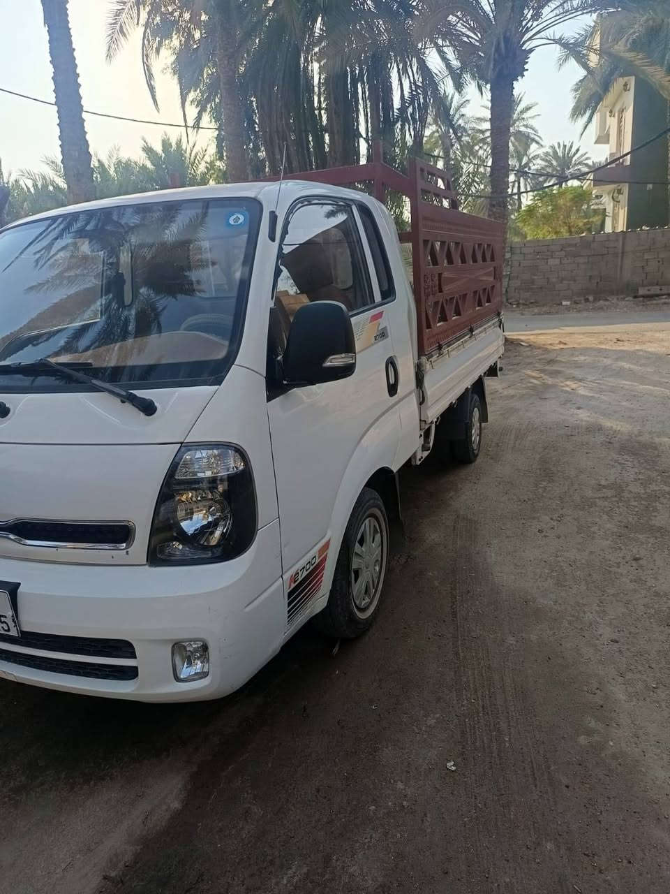 كيا حمل للبيع موديل 2018 سياره جاهزه من كلشي مكان السياره ديوانيه السعر 125$ بيه مجال رقم صاحب السياره ***********
