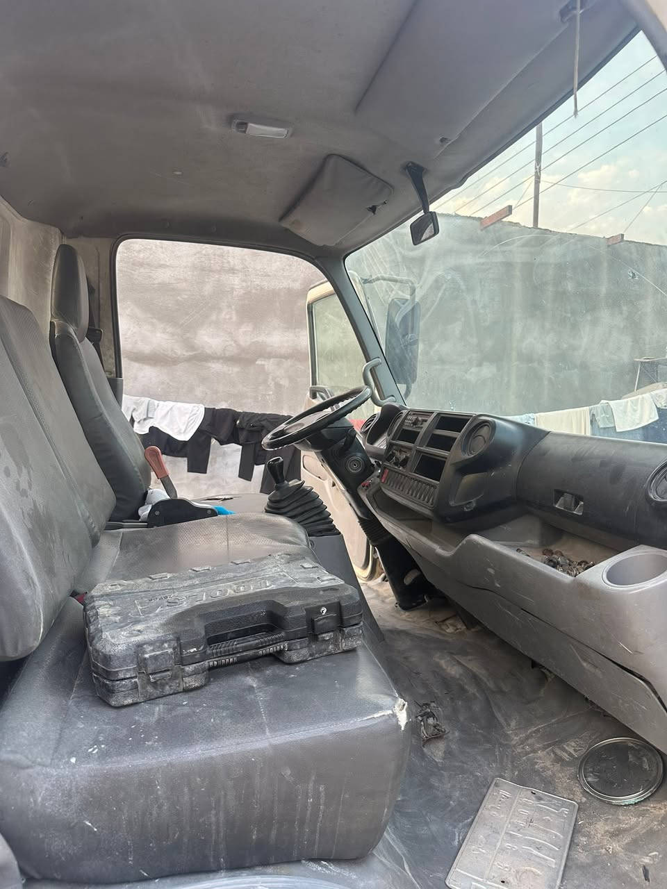 سلام عليكم البيع كرين هينو حجم816
4 سلندر
 3/200 طن
3سلايت
   جهاز اهياب جديد مامشتغل  رقم بصره 
مديل سياره 2015 مكان البصره 
***********
👋
