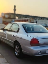 سوناتا • ٢٠٠١ • رقم واسط