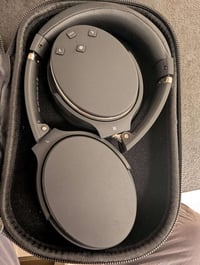 Srhythm NC35 • أزرق بحري • عزل ضوضاء