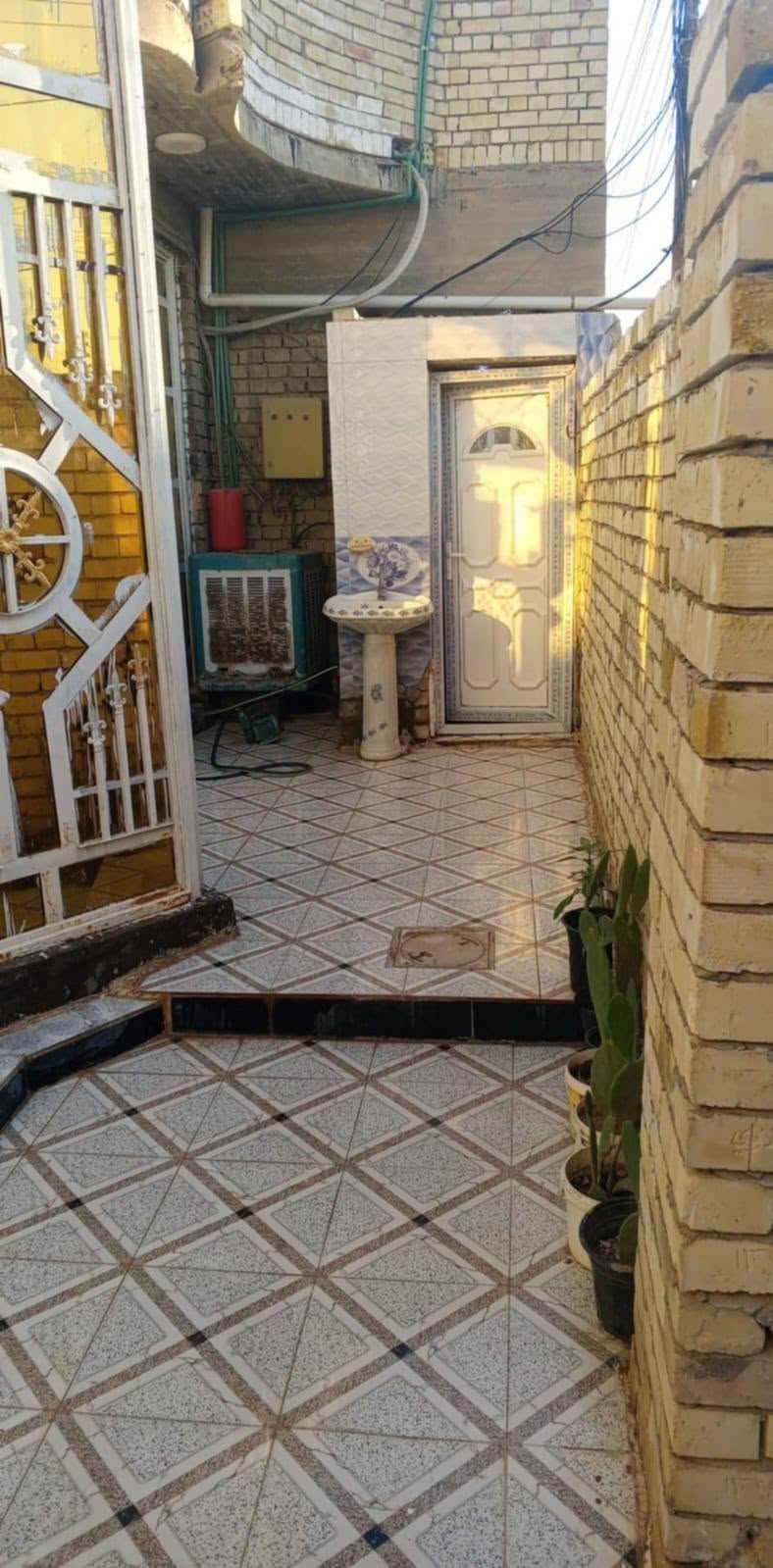 بيت اللبيع مساحه ٢٠٠ طابو
لاستفسار ***********
