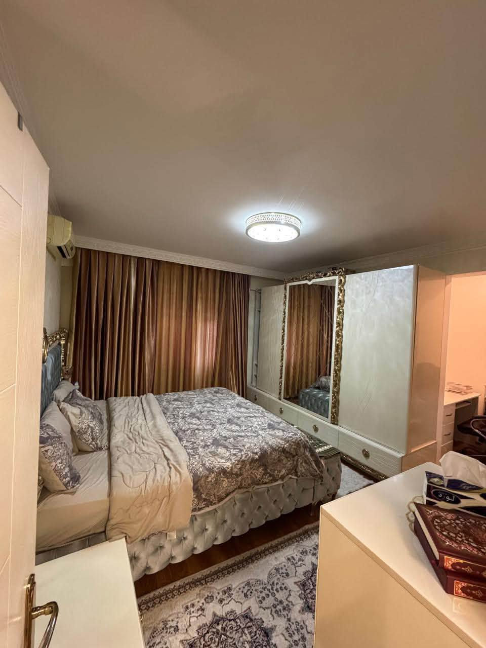 🏡 فرصة مميزة للتملك في مشروع أفرو سيتي
✨ شقة للبيع مع أثاث كامل جاهزة للسكن، بتشطيبات جميلة وموقع مميز داخل المجمع.

📍 المشروع: أفرو سيتي
🏢 العمارة: C18
⬆️ الطابق: 7

💰 السعر: 13 دفتر و80 ورقة فقط، مع مجال للتفاوض.

لا تضيع الفرصة، شقة جاهزة للاستلام والسكن مباشرة.

📞 للاستفسار والحجز:
***********
***********
مكتب عقارات كي نيست
