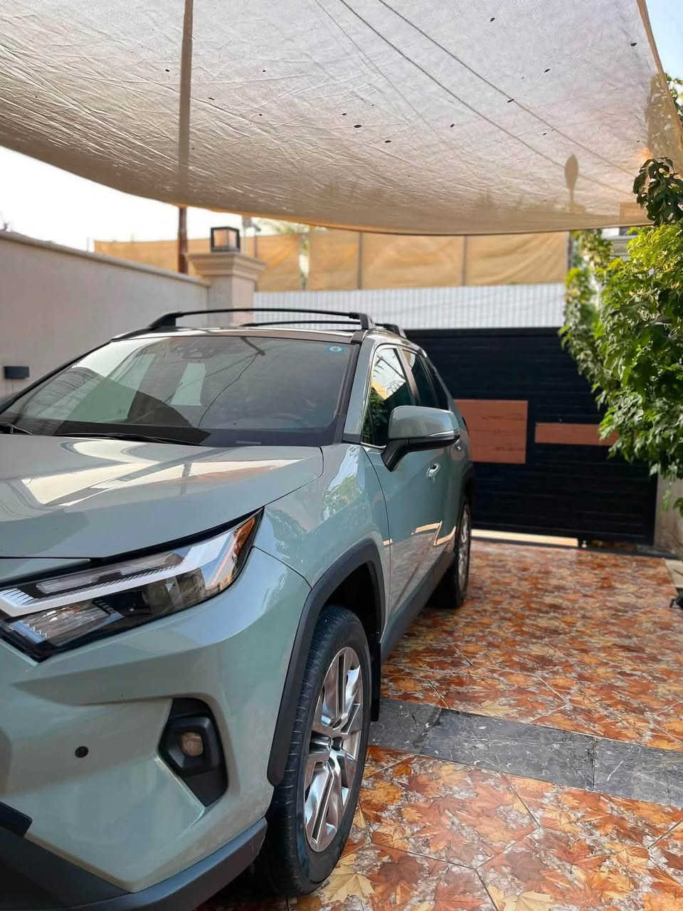 السعر بلاش210بي مجال شي. بسيط
TOYOTA RAV4, XLE, 2023

موديل 2023

رقم بغداد

بانزين  بريميه  فول. موصفات 

ماشيه 42ميل.  
  

فول مواصفات 

داخله اسود  

بصمه 

فتحه

كرسي كهرباء 

صندوك كهرباء 

نقطه عمياء  

 دفع رباعي 4*4

الحادث 

جاملغ مصلح. نفسه. وبنيد. مبدل   

مكان بغداد. جزيرة بغداد السياحيه 

للاستفسار ‭

*********** 📞
