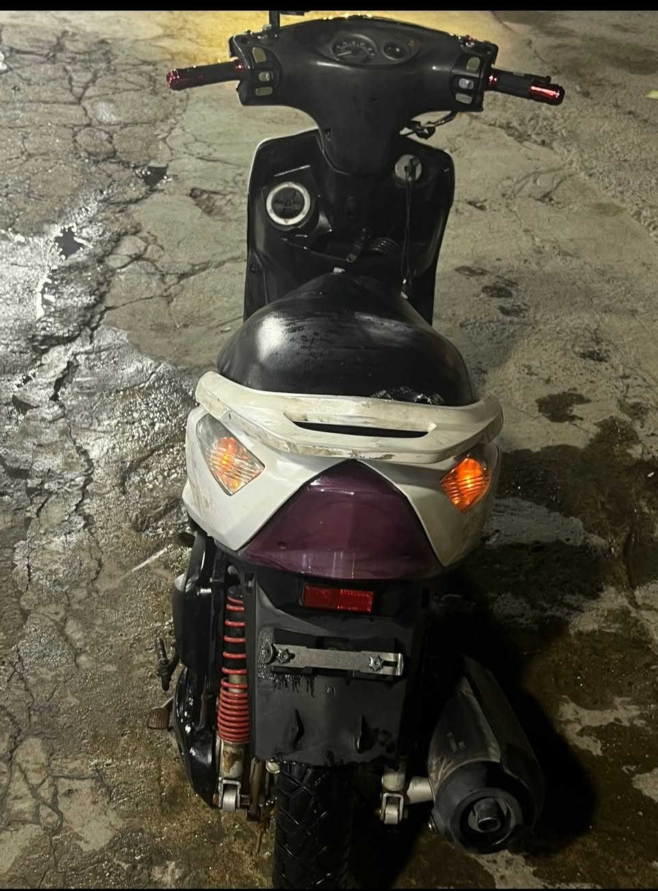 دراجه ثعلب 140 مفتوحه مره وحده هندر تشتغل
سعرها 350 بيها مجال بسيط حك الجيه
مكاني البلديات ،واتساب ***********
