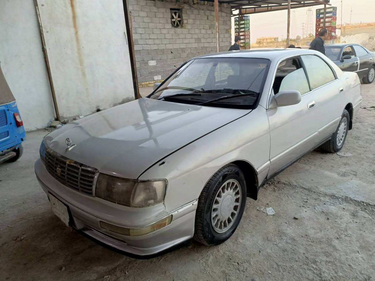 صبغ سمكره  بوليش   تكاتك و سيارات 
***********
