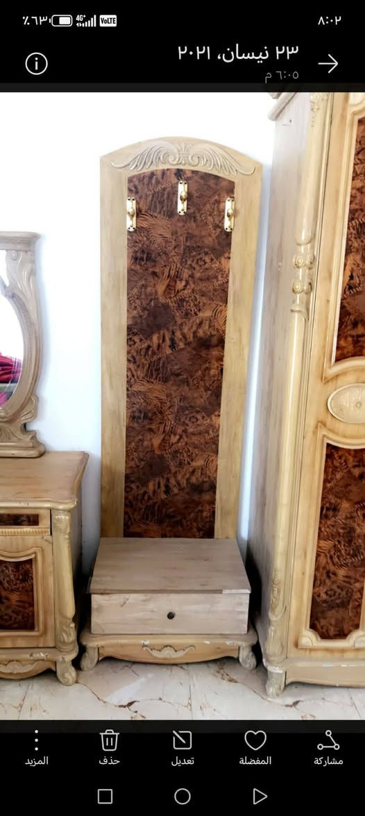 غرفة اخشاب كاملة ٦ابواب جرباية وميز وزاوية مثل ماواضحة بلصور للبيع ب٢٥٠ بيها مجال للشراي مكاني بعقوبة جسر خرنابات ***********
