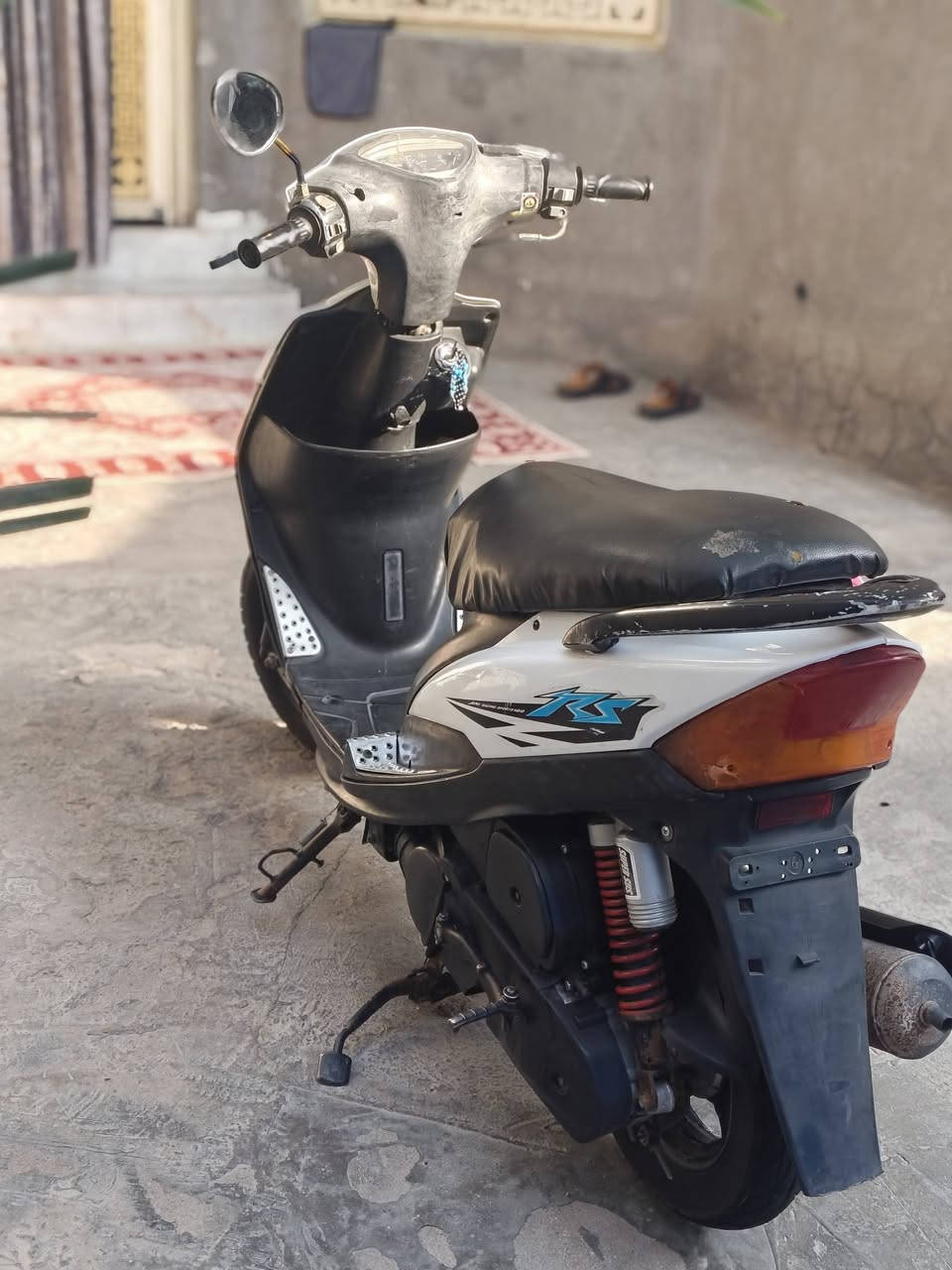 سلام عليكم ماكس عدله رمبه سلف هندر كامله مبدل فقط ولفات تجي وتفحص شرط النعومه والشلعه كهربائيات كله شغله مابيه نقص 🧿 سعره 500 وبيه مجال للشراي رقم ***********
