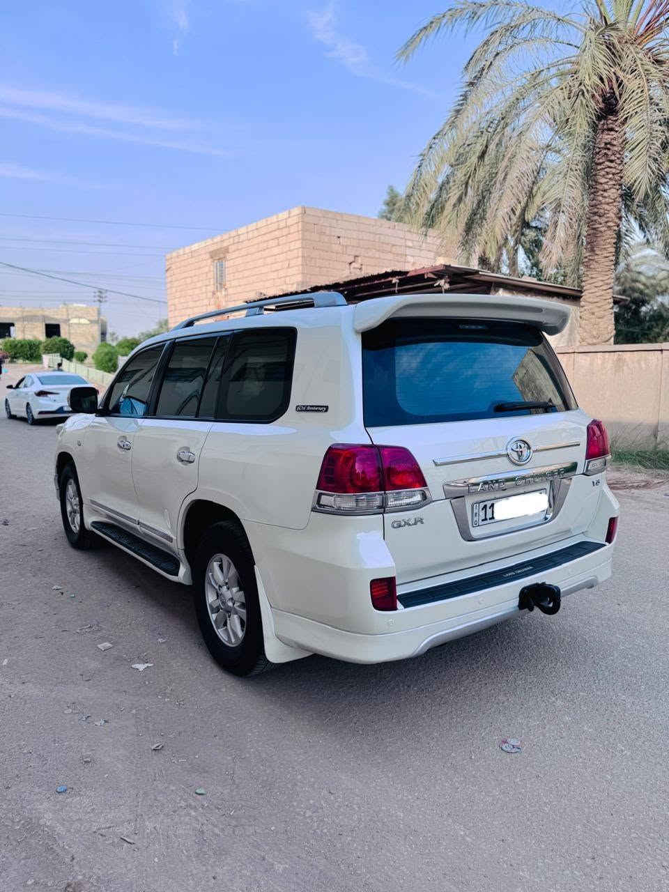 لاندكروز • ٢٠١١ • رقم بغداد