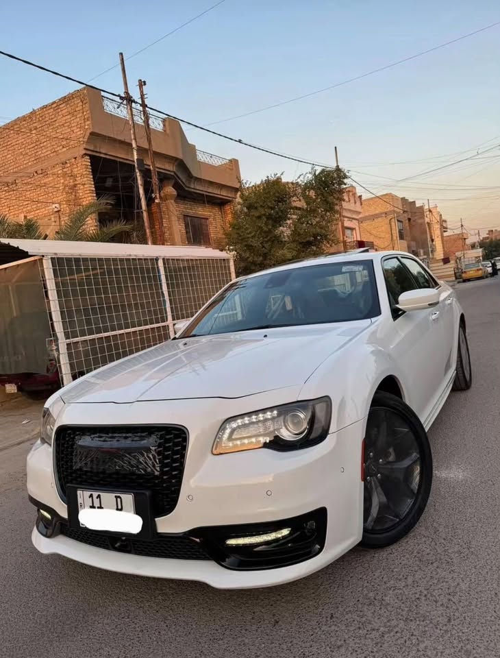 السلام عليكم اخوان صاحب سيارة عنده ضرف ويريد يبيعها
كرايسلر اوباما 3005 (الشايب الموديل :2023 . (خليجي) . اخر اصدار
العداد : 12 الف mi . (اخت زيرو) .
(سياره وكاله هارلم 9 )
المحرك : V6 . 3.6L .
الضمان : 3 سنوات او 60 الف كيلو متر .
مرقم بغداد كامل بسمي تحويل ثاني يوم
(السياره مكفوله كفاله عامه )
سياره جديده بعده اخت زيرو بمعنى الكلمه
الموصفات
فول الفول 1/1
المواصفات :
ردار امامي
ردار جانبي
* الواجهة الأمامية .
* پانوراما .
* رادار مع مانع تصادم .
* نقطة عمياء .
* حساسات امامية .
* مصابيح امامية زنون مع LED .
* ويل قياس 20 أنج .
* حساسات خلفية .
* شاشه كبيرة مع نظام ملاحة نفكيشن GPS .
* سستم صوت الپاين مع سماعات بريميوم .
* مقصورة الركاب من الجلد الفاخر .
* مقاعد أمامية كهربائية عدد 2 .
* ذاكرة لحفظ وضعيات الجلوس (ميموري) .
* مقاعد أمامية تبريد وتدفئة .
* مقاعد خلفية تدفئة .
* تشغيل عن بعد .
ستيرن كهربائي .
* تدفئة ستيرن .
* محدد سرعة .
* تلفون بلوتوث .
* كاميرا خلفية .
* مرايا متحسسة للاضاءة العالية .
* كير شفتر بالستيرن .
* دخول ذكي (بصمة) .
(السعر 250  ورقه $وبيها مجال )
(و ماكو هيج سعر روح شوف سوك )
(للاستفساراكثر (***********)
(مكاني بغداد شهداء سيديه )
