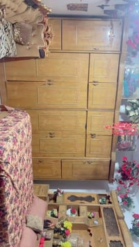 غرفه نوم للبيع مكان ابو غريب السعر ٩٠٠الاستفسار 07509362870ويستعمل وات...