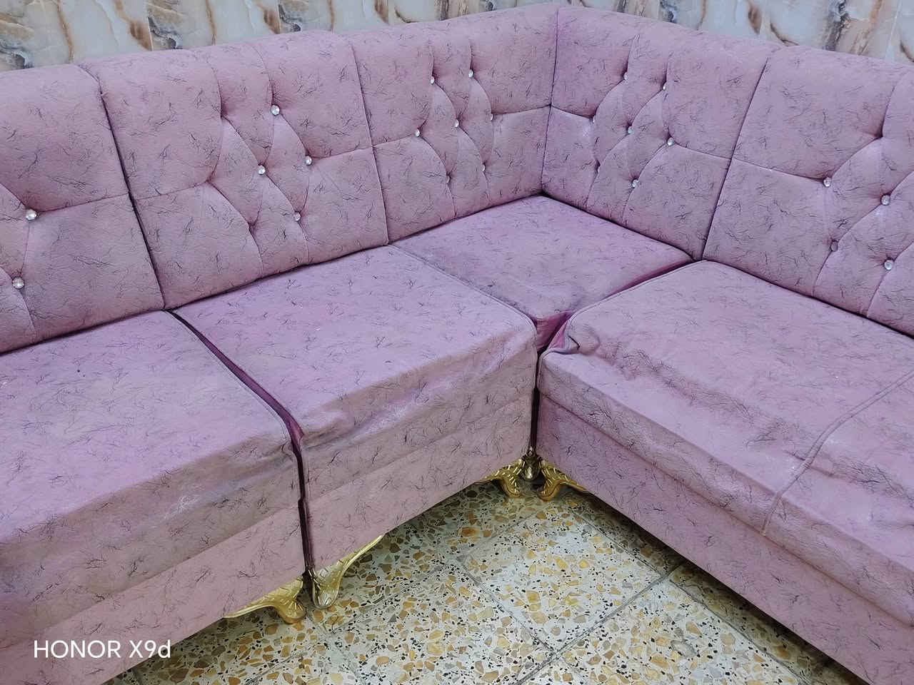 السلام عليكم تخم للبيع ديوان شغل عراقي حي الفاروق فلك سلمان باك
***********
السعر 300 وبي مجال
