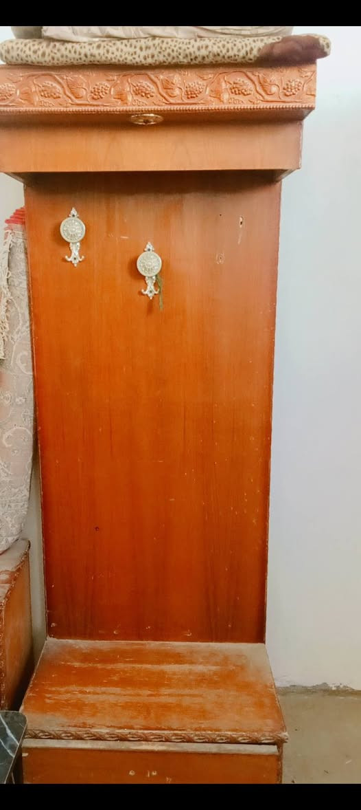 غرفه تزگام قويه ونضيفه +بوفيه .للاستفسار مراسله على الواتساب***********
