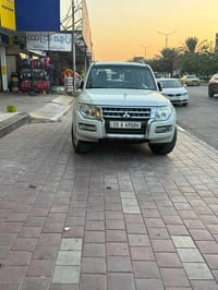 ميتسوبيشي باجيرو • ٢٠١٥ • رقم نجف