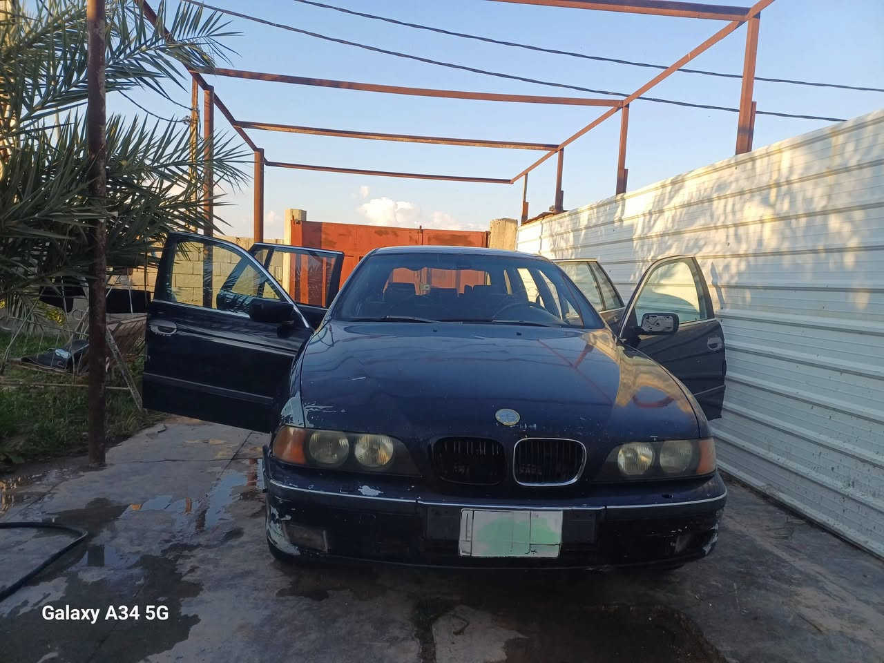 BMW..525..1998
رقم انبار انكليزي تحويل مباشر هزة جديدة  ، محرك وكير وتبريد بحاله ممتازه 

حدادية مع دبلات جديده طقم تاير وباتري جديد ، تحتاج ترتيبات غرفة السيارة مع بعض الملاحظات بالبدن الخارجي ، 

السعر ٥٧ وبيها مجال 

مكانها الانبار / حديثه 

***********
